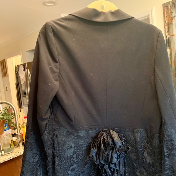 HALLOWEEN COSTUME!! - Picture 3 of 7